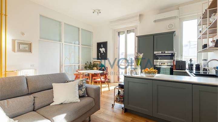 Bilocale luminosissimo e ristrutturato – Via Gallura 9, Milano