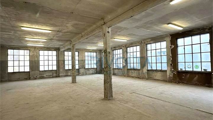 MILANO CITTÀ STUDI | RARO PALAZZETTO CIELO-TERRA DI CIRCA 500 MQ – IDEALE STUDENTATO, UFFICI, MEDICA